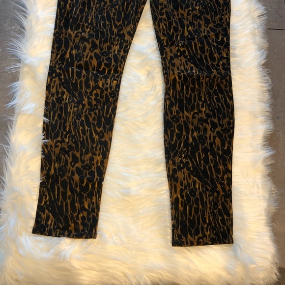 5[7ForAllMankind] Leopard Gwenevere pants - Picture 4 of 7
